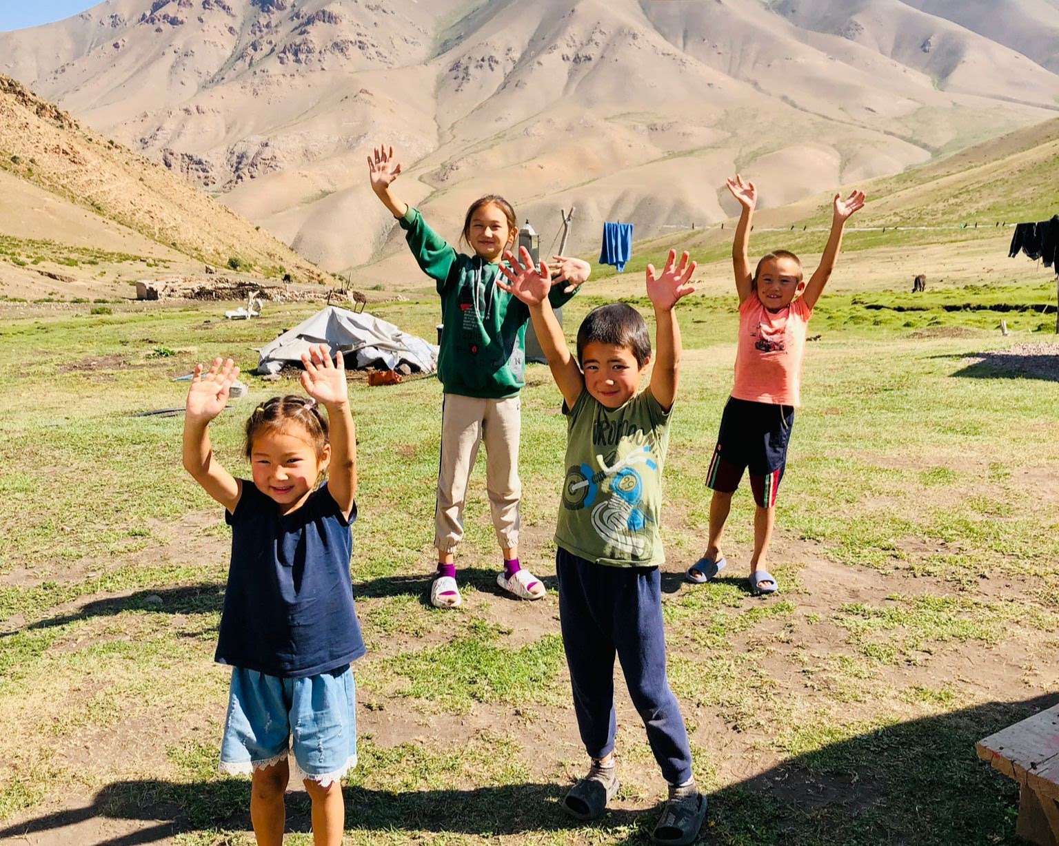 Authentic human connection during a nomadic journey
